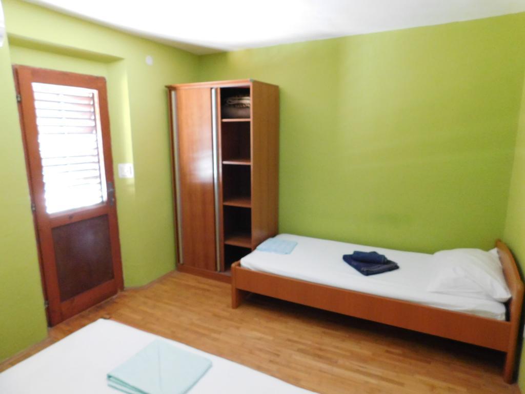 Apartments Kalafatovic Drace Exterior photo