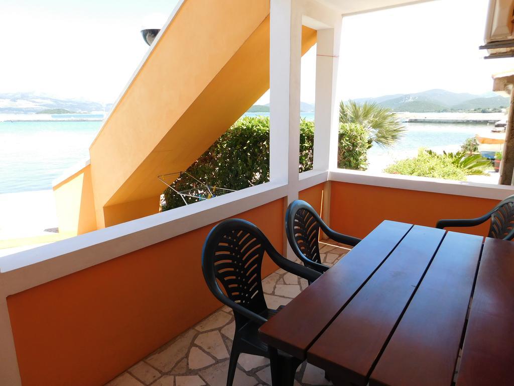 Apartments Kalafatovic Drace Exterior photo